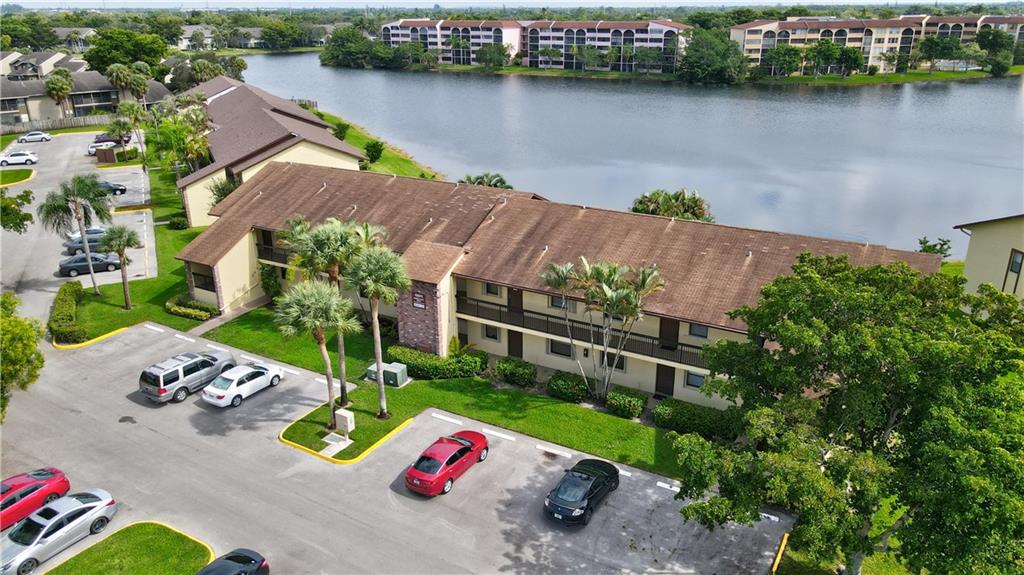 Winding Lakes - Residential