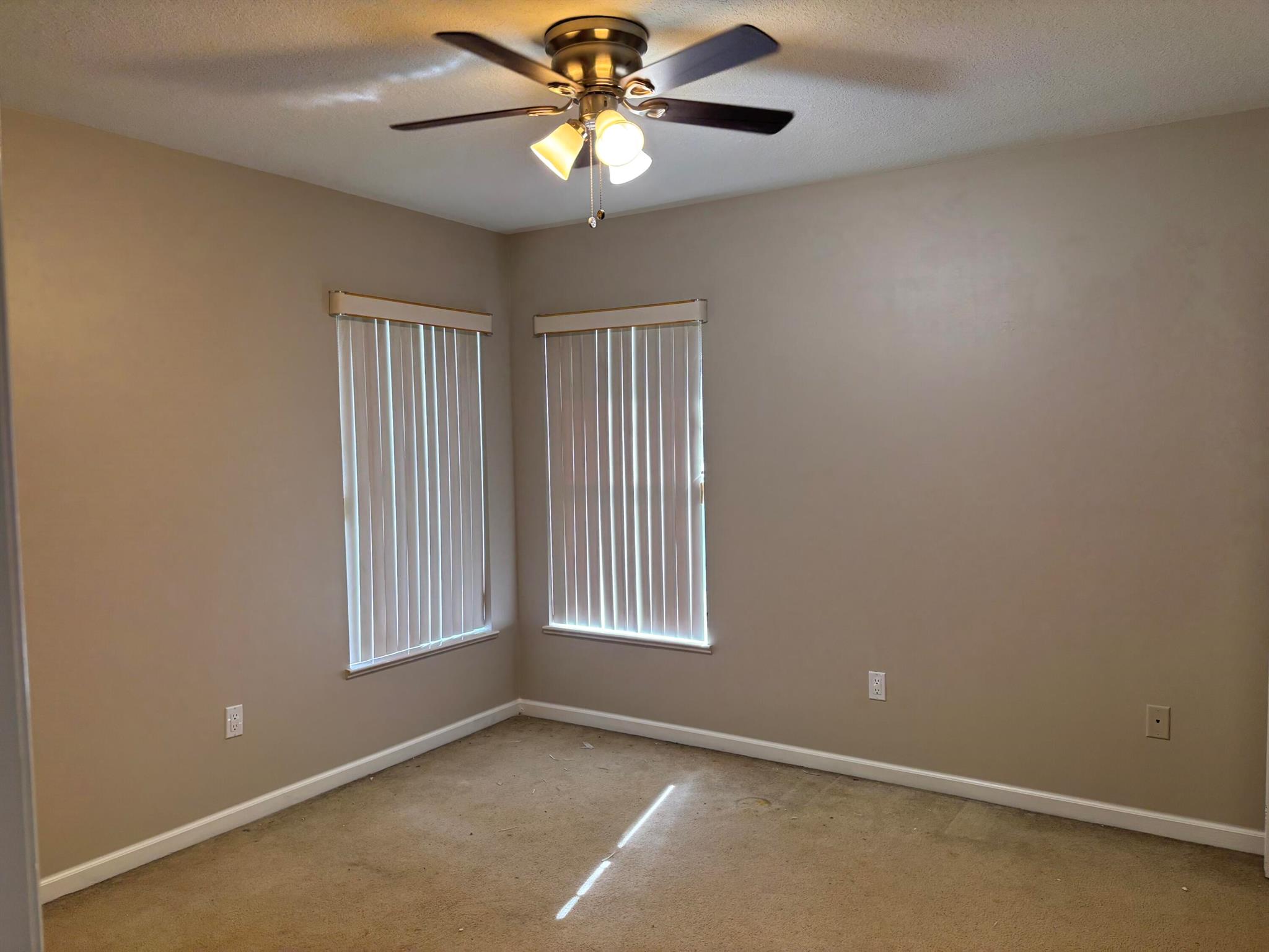 PORT ST LUCIE SECTION 33 - Residential Lease