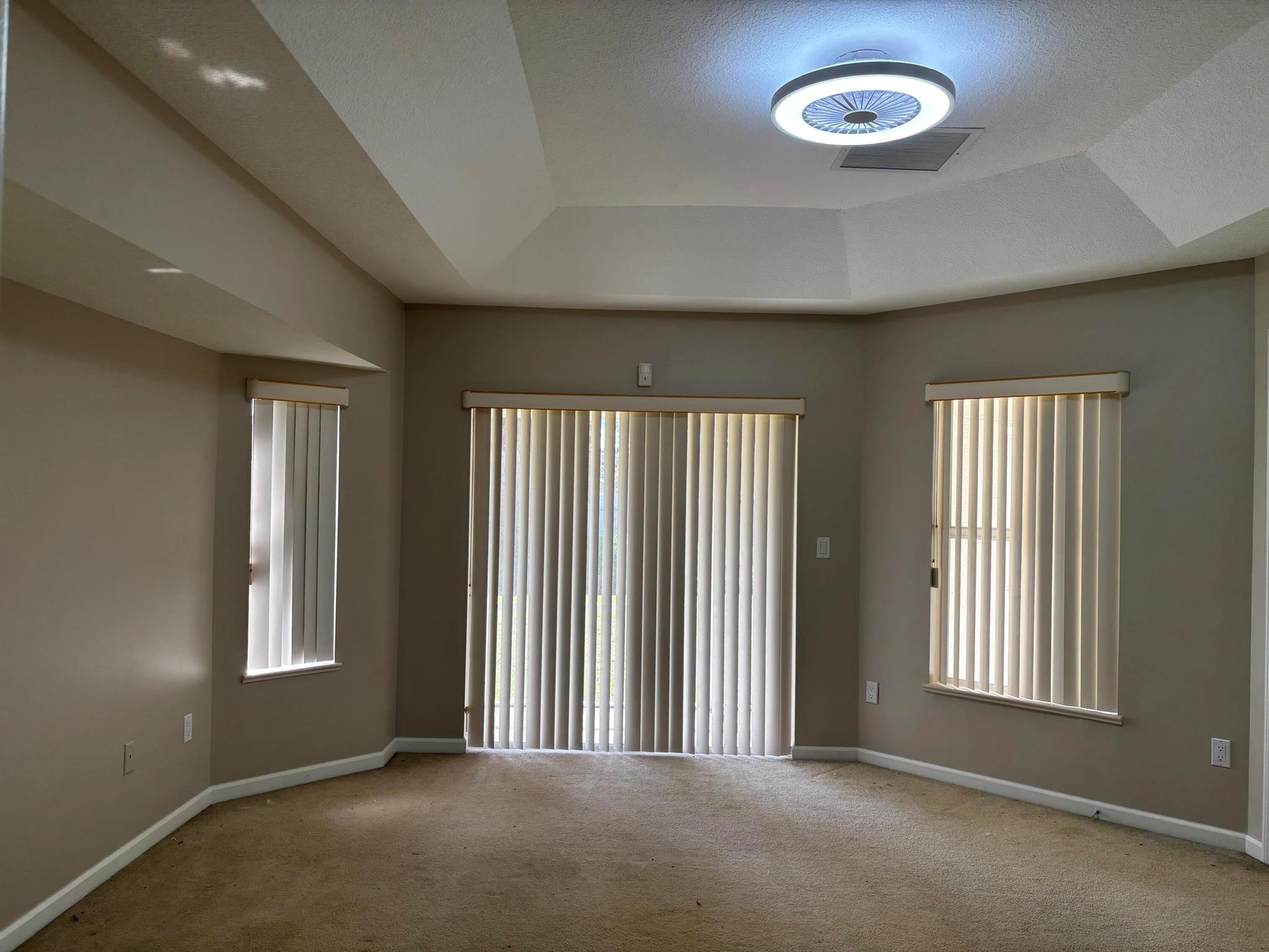 PORT ST LUCIE SECTION 33 - Residential Lease