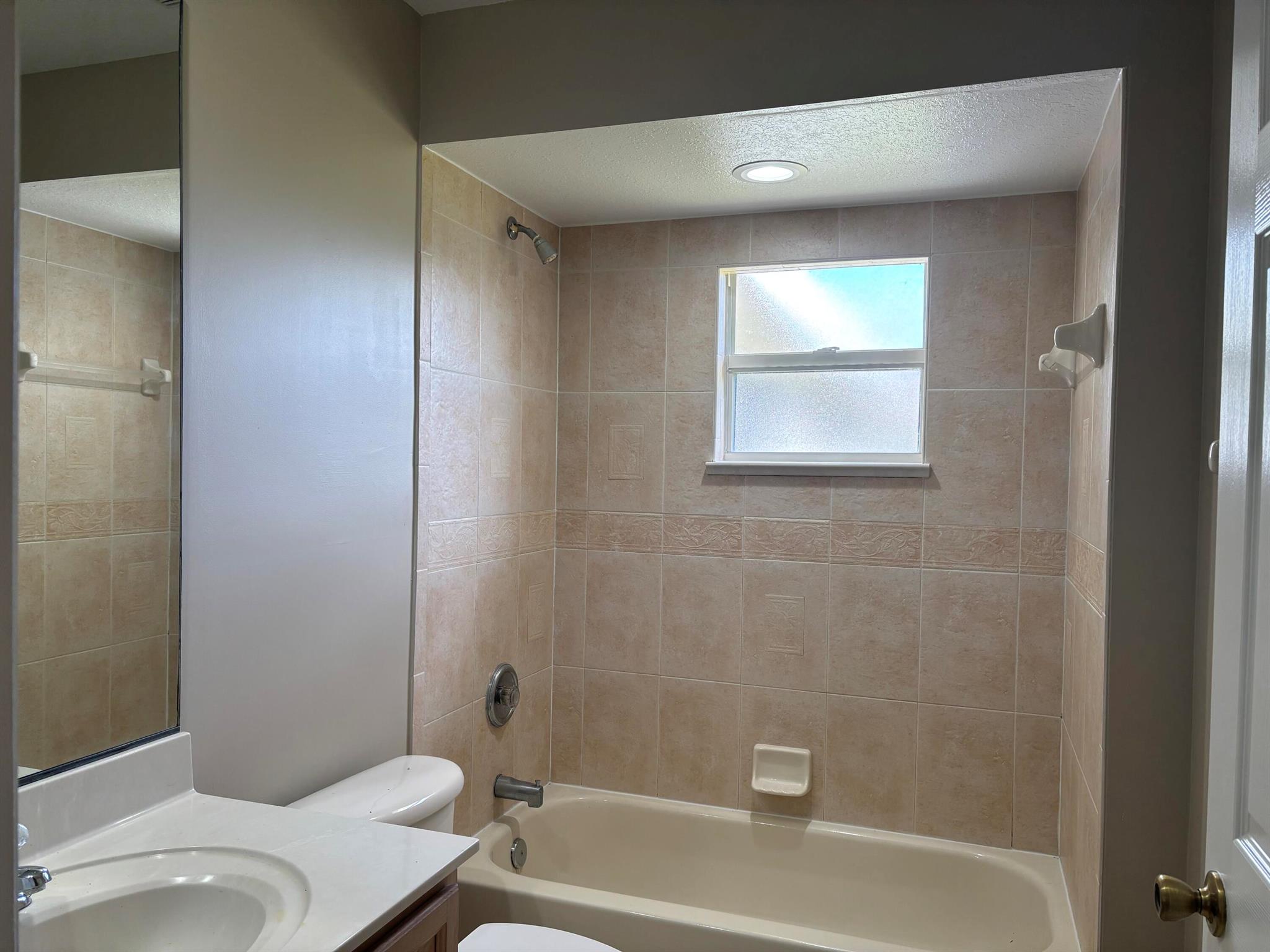 PORT ST LUCIE SECTION 33 - Residential Lease