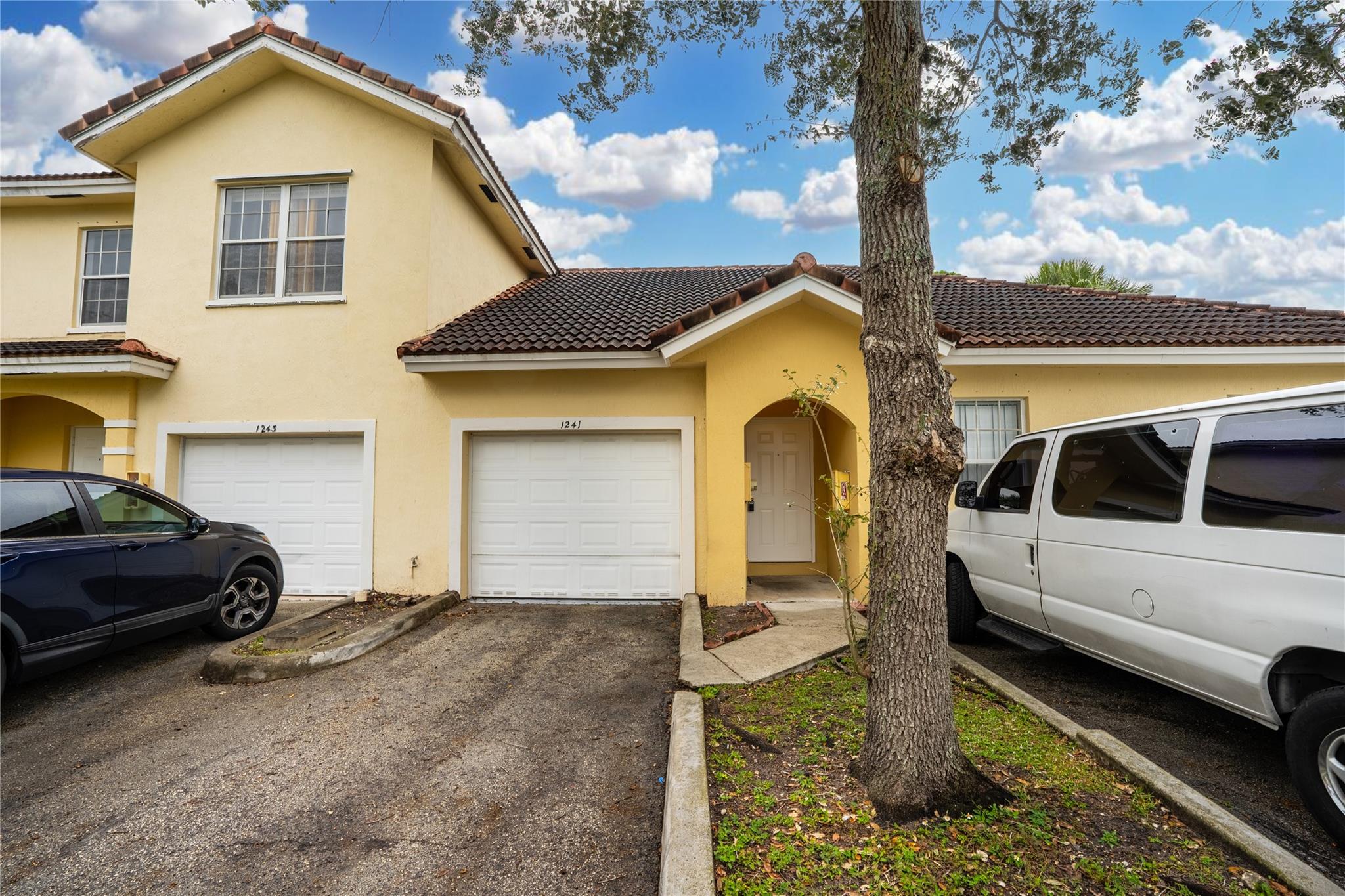 Fords Manor 19-34 B - Residential Lease