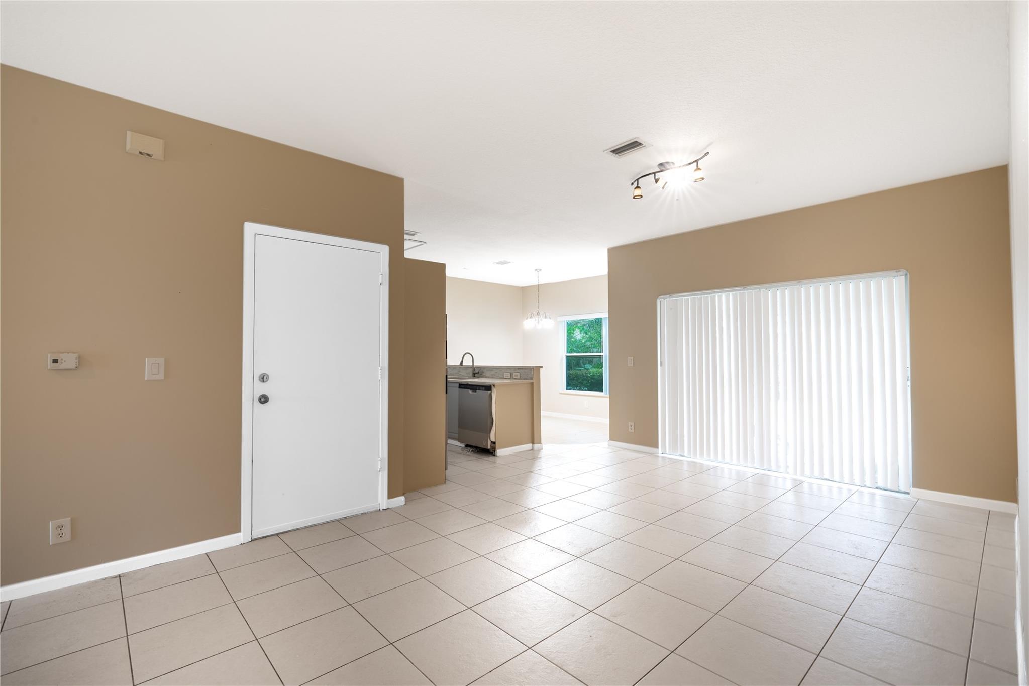 Fords Manor 19-34 B - Residential Lease