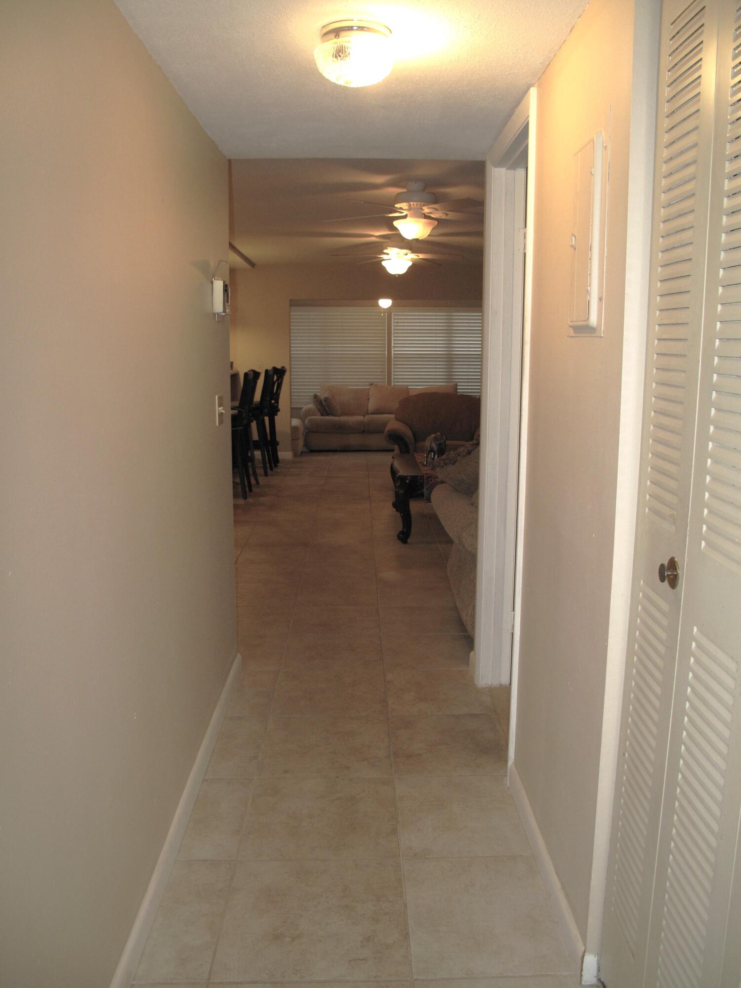 HIGH POINT OF DELRAY SEC 6 CONDO - Residential