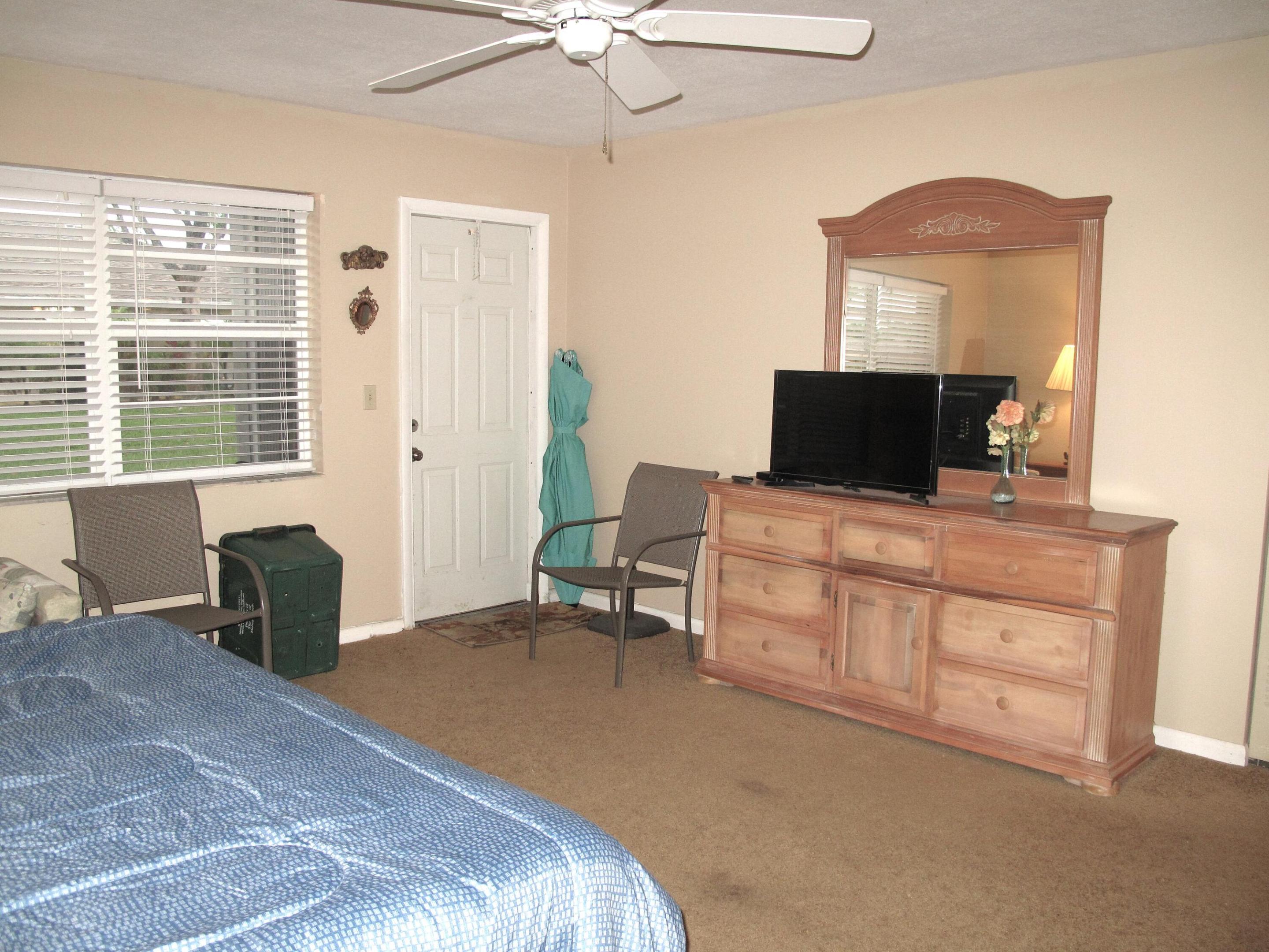 HIGH POINT OF DELRAY SEC 6 CONDO - Residential