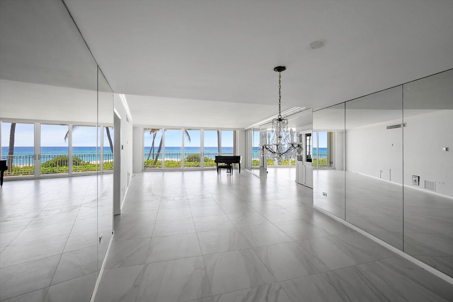 100 Royal Palm Way A2