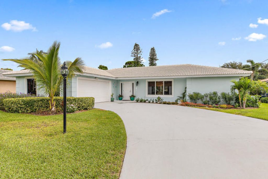 Photo of 1951 Juno Isles Boulevard, North Palm Beach, FL 33408 (MLS # R11081799)