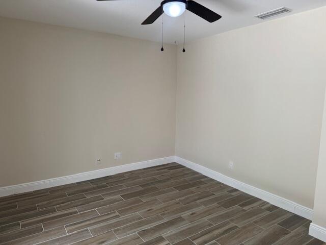 OAKS-SUNTERRACE 3 - Residential Lease