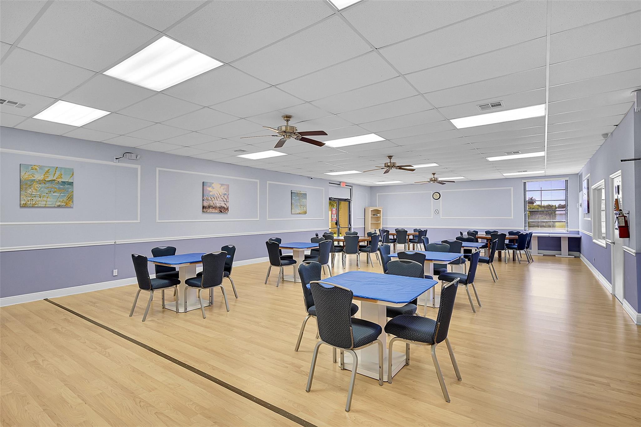 DELRAY VILLAS 4 - Residential