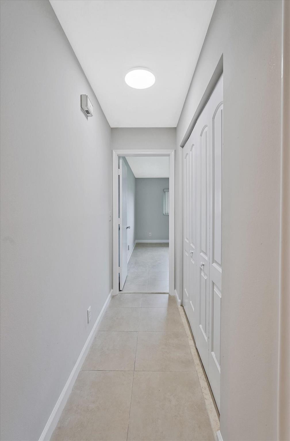 DELRAY VILLAS 4 - Residential