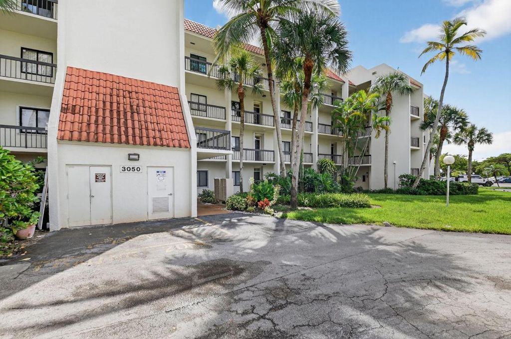 Photo of 3050 Presidential Way #106, West Palm Beach, FL 33401 (MLS # R11155147)