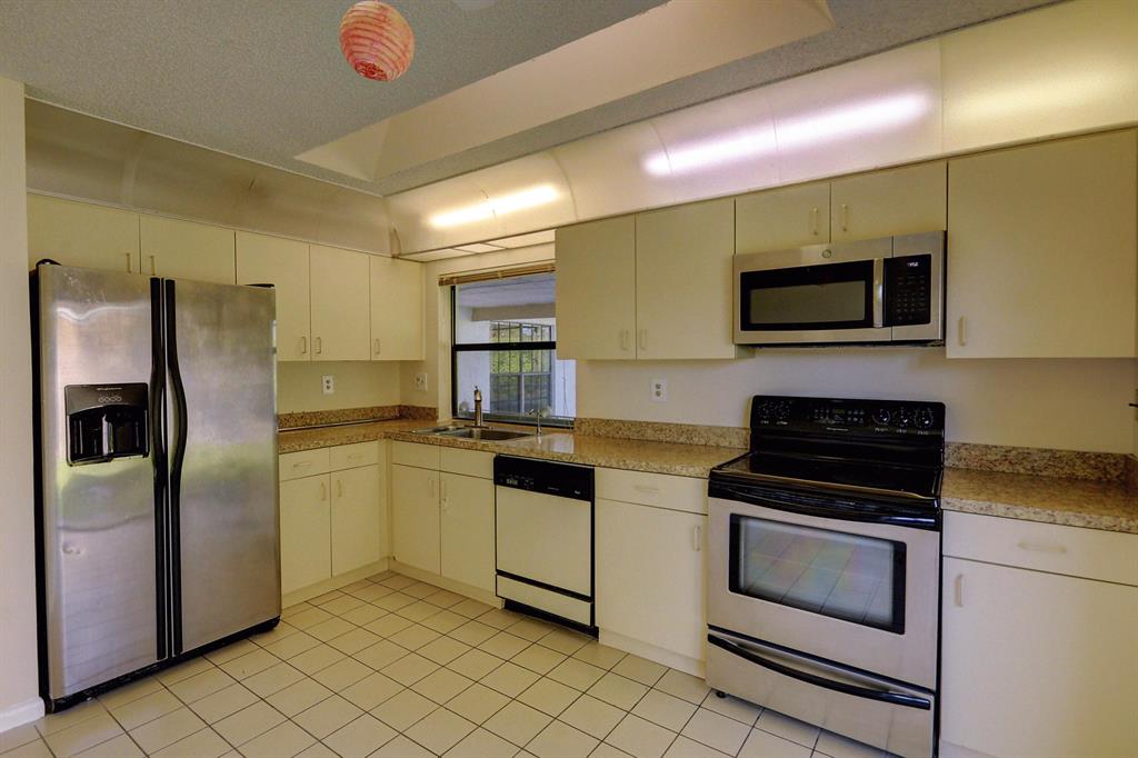 BOCA GREENS - Residential Lease