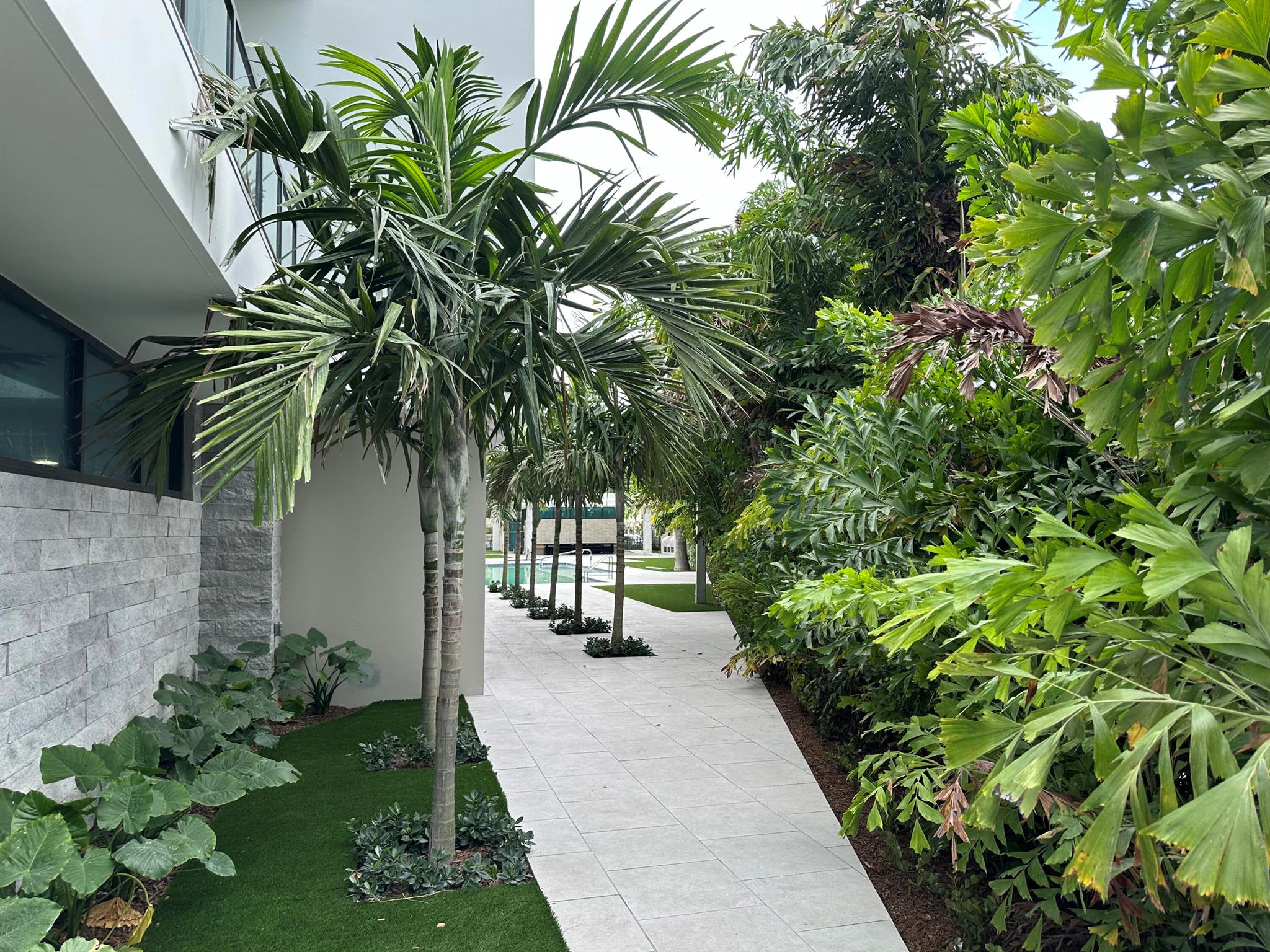 1177 MODERNE - Residential