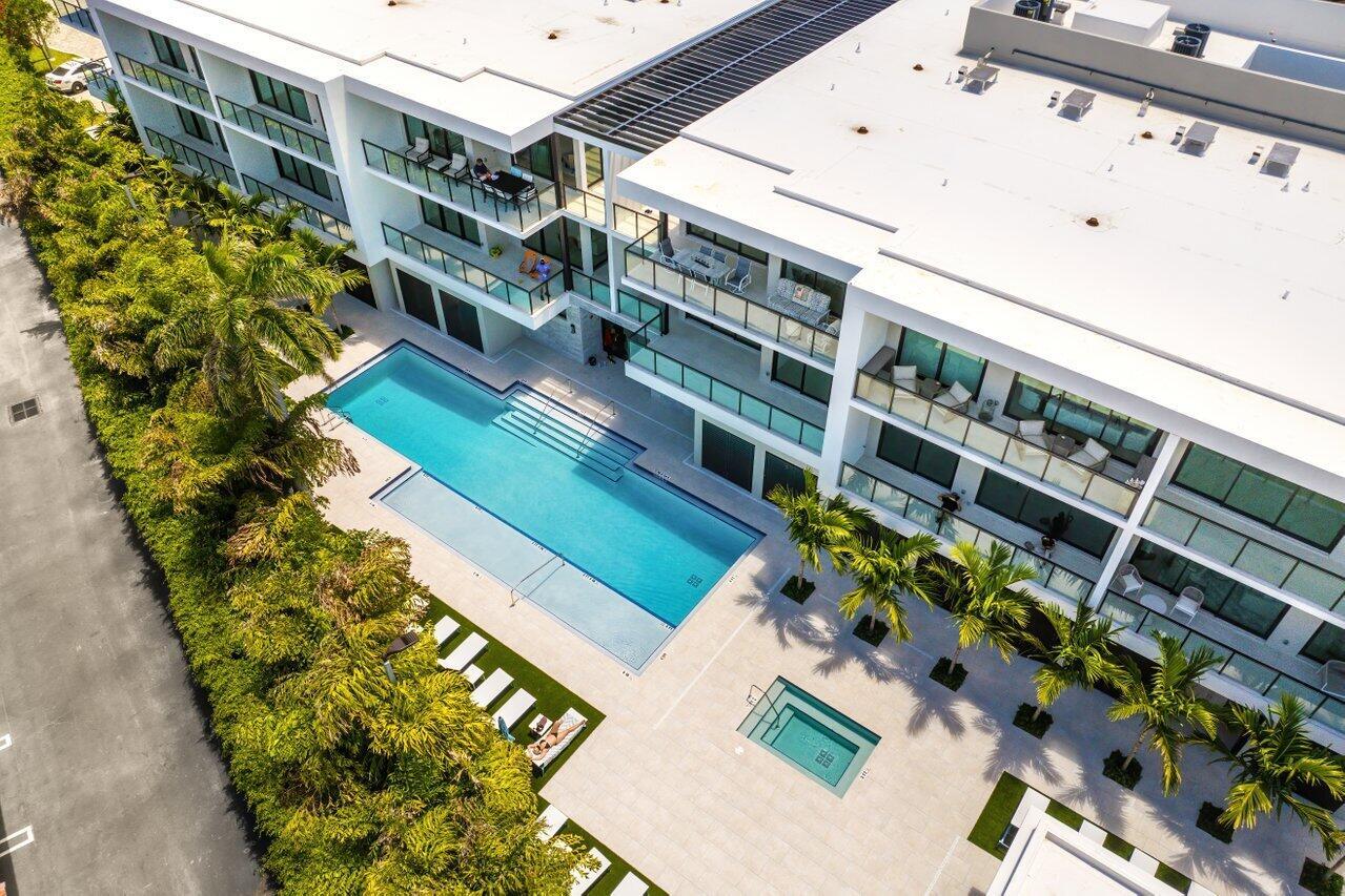 1177 MODERNE - Residential