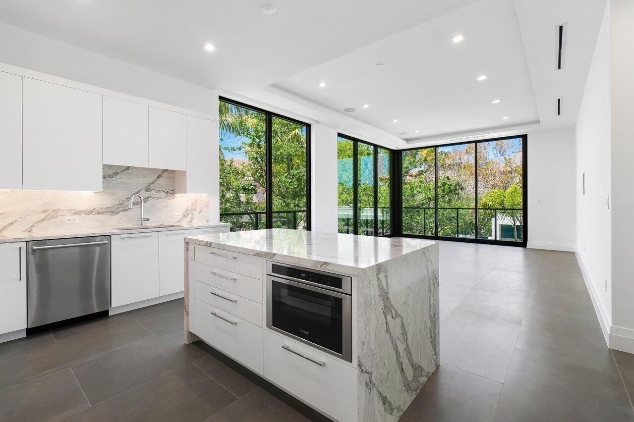 1177 MODERNE - Residential