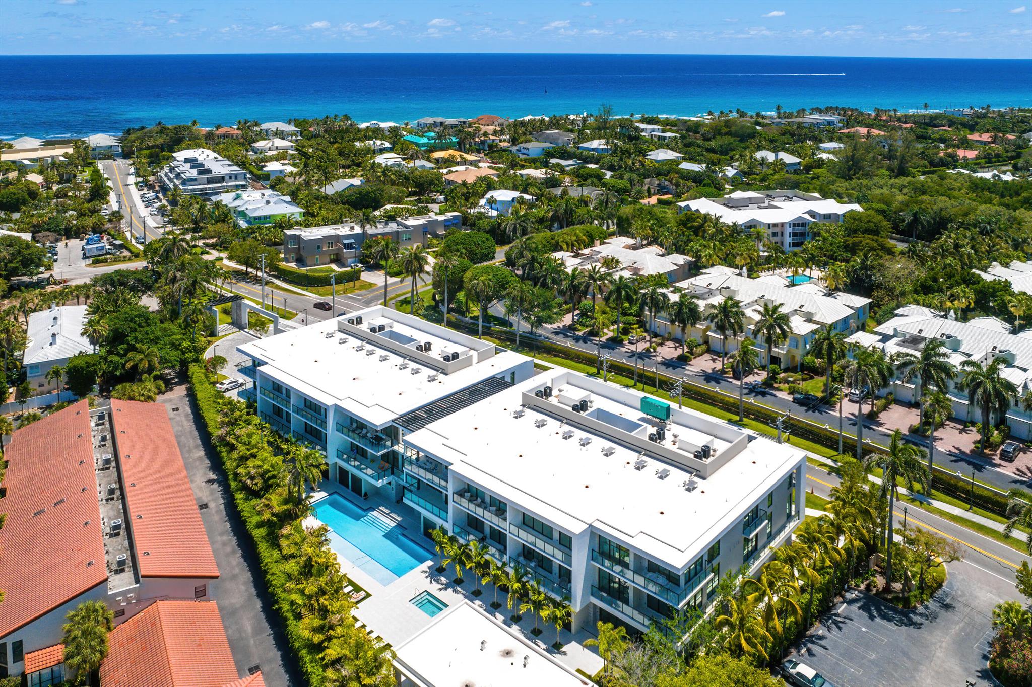 1177 MODERNE - Residential