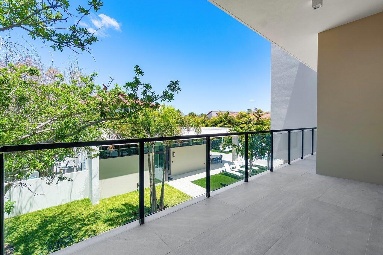 1177 MODERNE - Residential