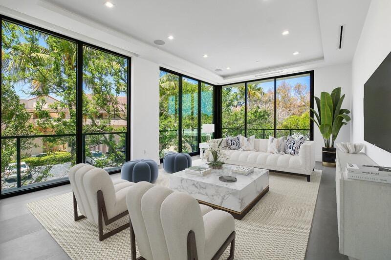 1177 MODERNE - Residential