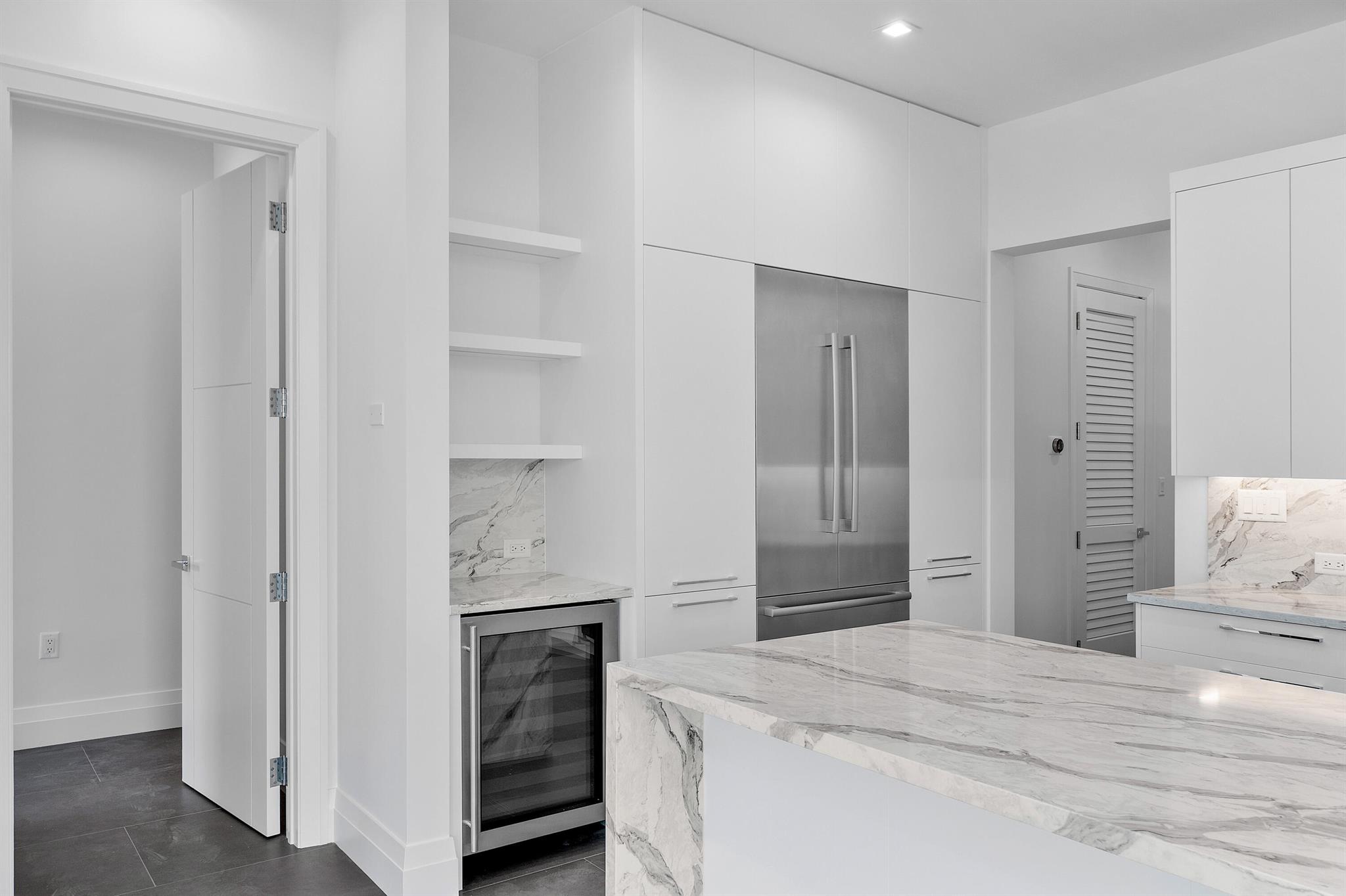 1177 MODERNE - Residential