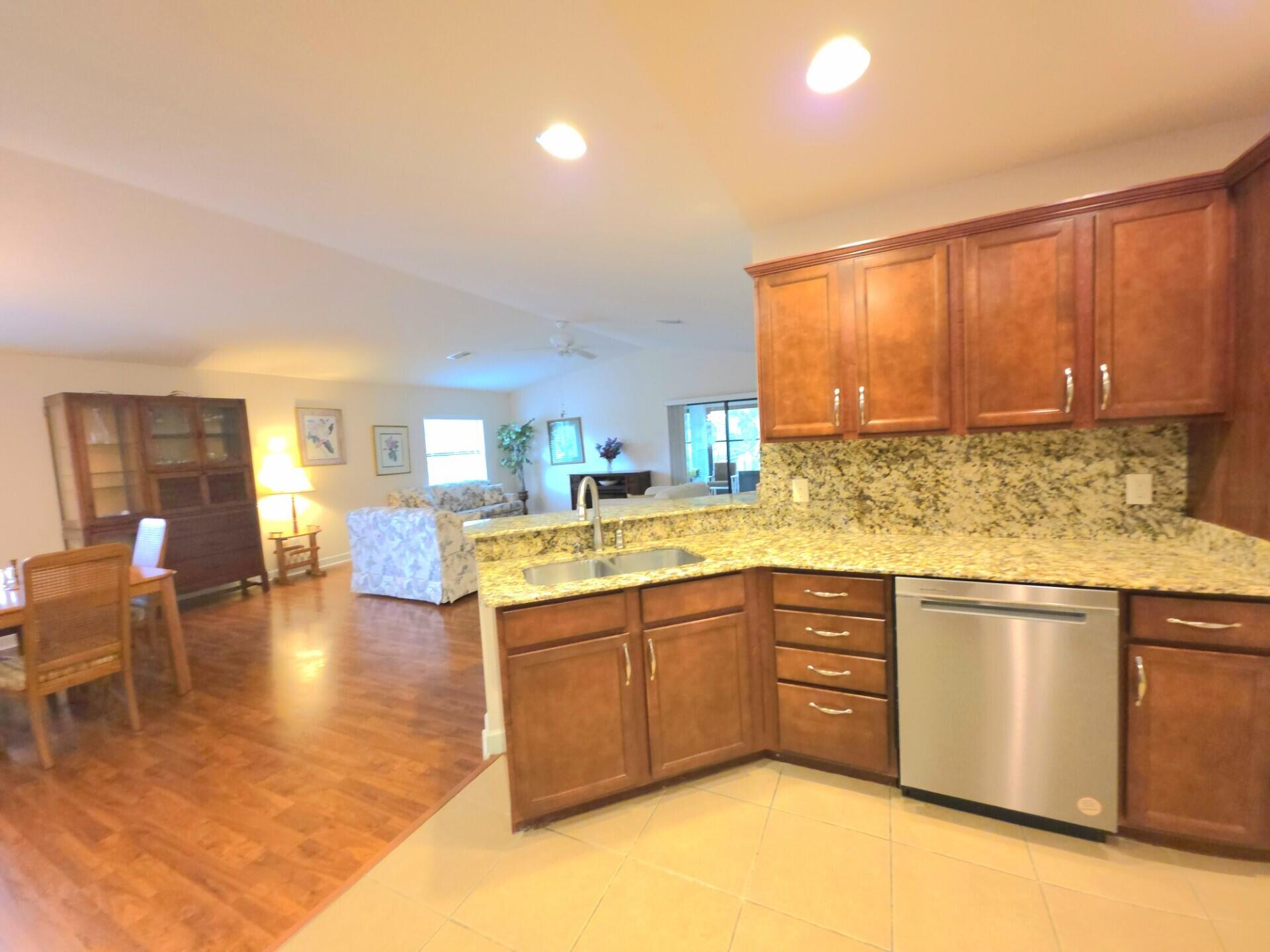 SPANISH LAKES COUNTRY CLUB VILLAGE - Residential