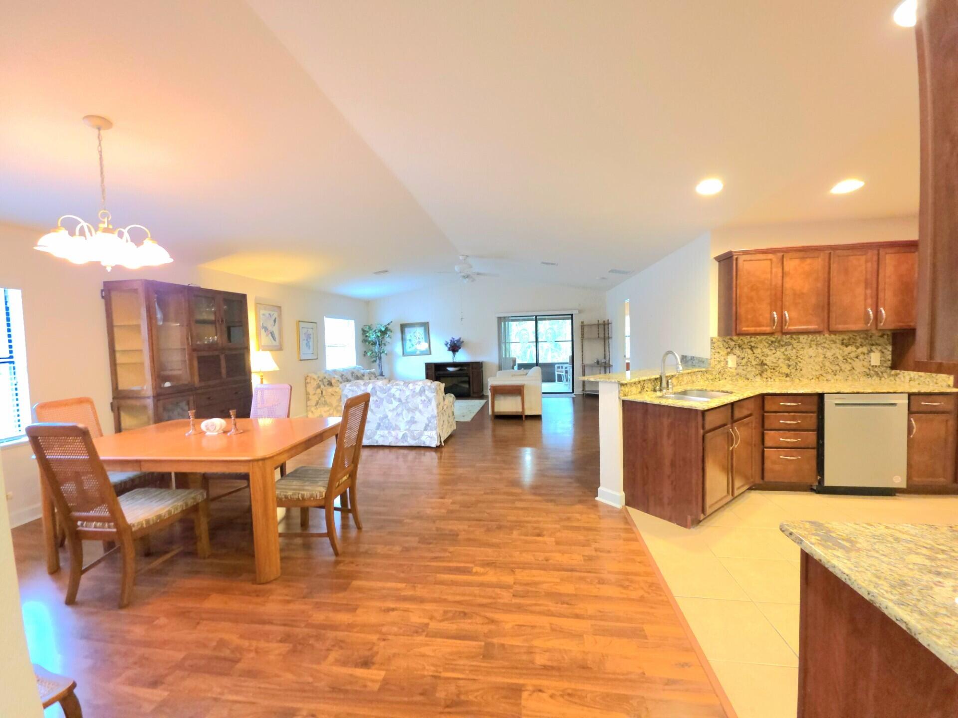 SPANISH LAKES COUNTRY CLUB VILLAGE - Residential