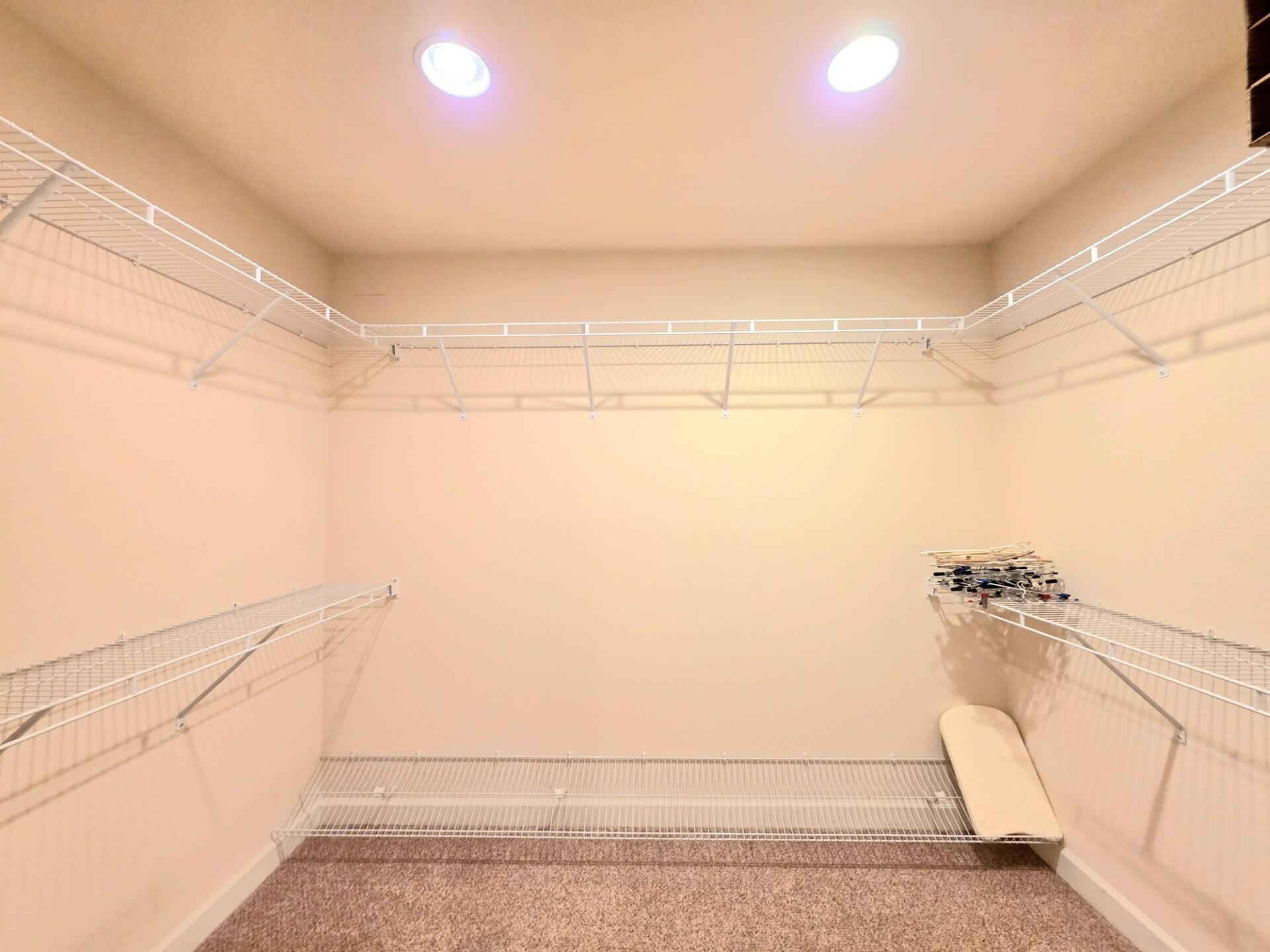 SPANISH LAKES COUNTRY CLUB VILLAGE - Residential