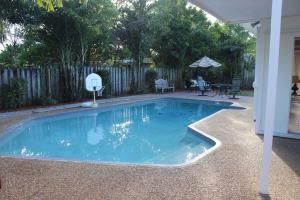 FLORESTA ESTATES - Residential