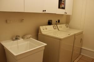 FLORESTA ESTATES - Residential