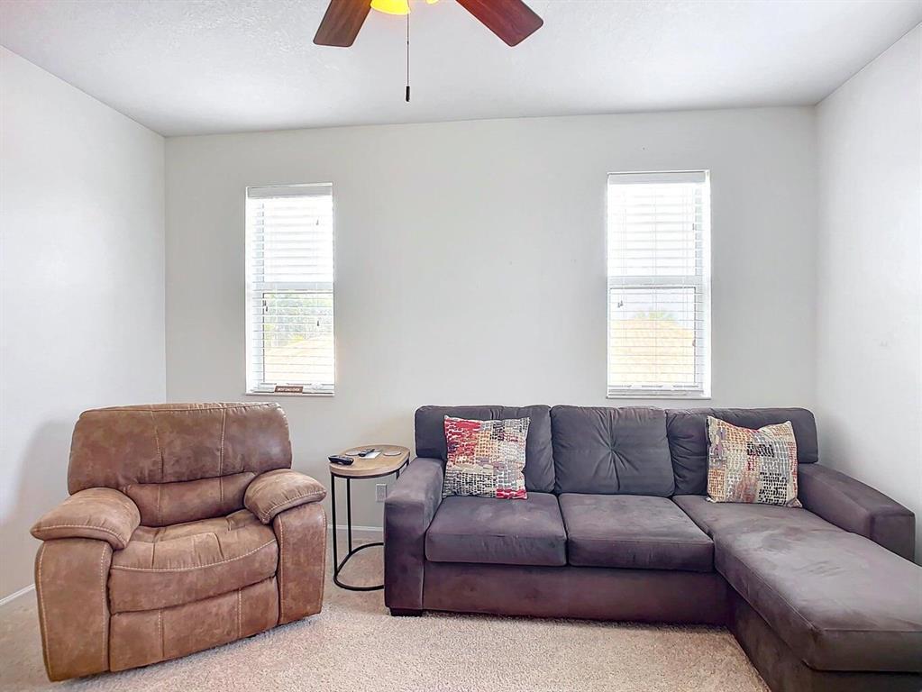 TRADITION - Residential Lease