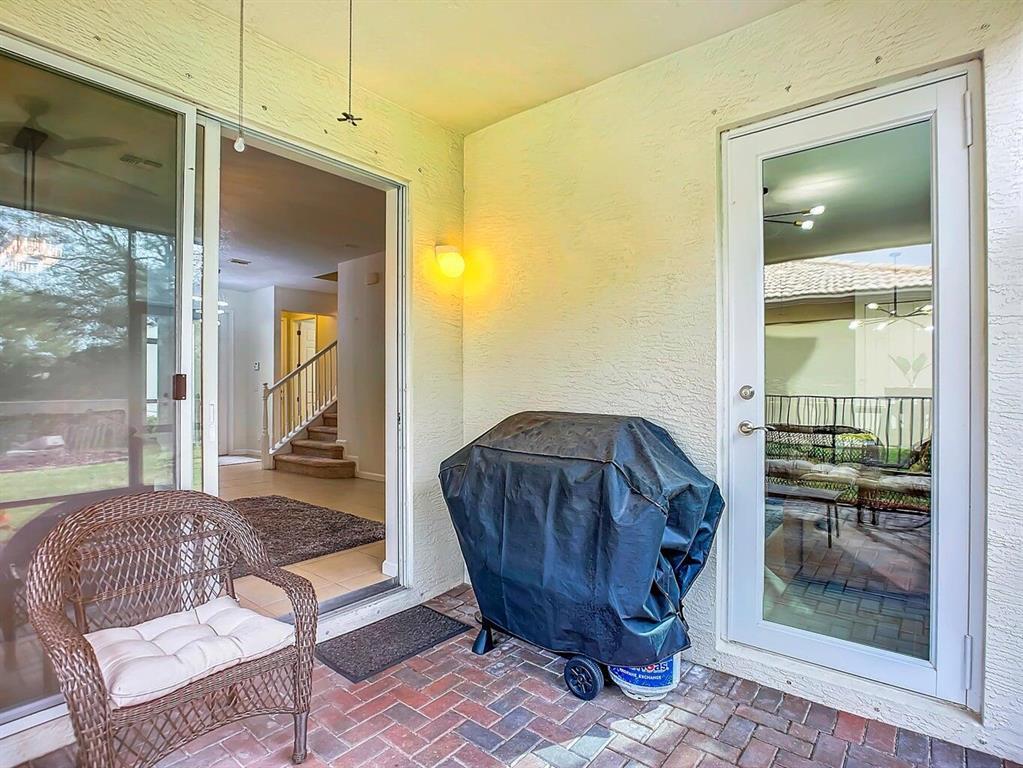TRADITION - Residential Lease