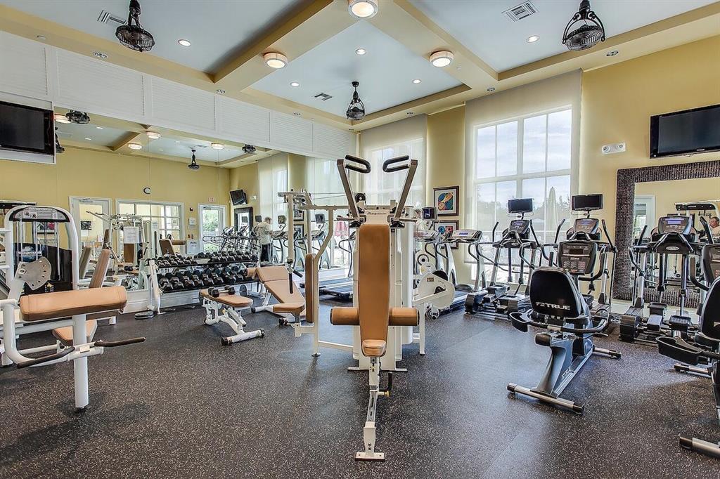 TRADITION - Residential Lease