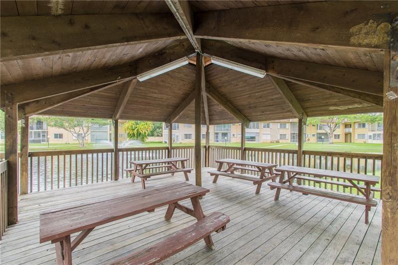 Oak Hills 1 Condo - Residential Lease