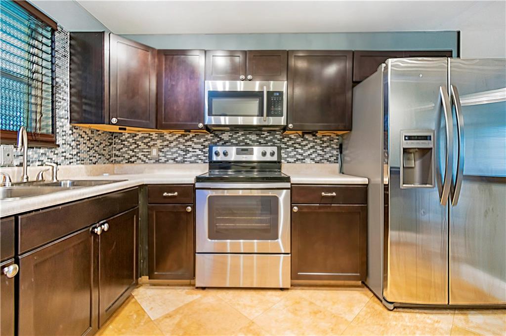 Oak Hills 1 Condo - Residential Lease