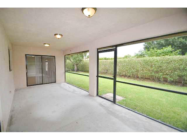 GREENVIEW SHORES 2 OF WELLINGTON - Residential Lease