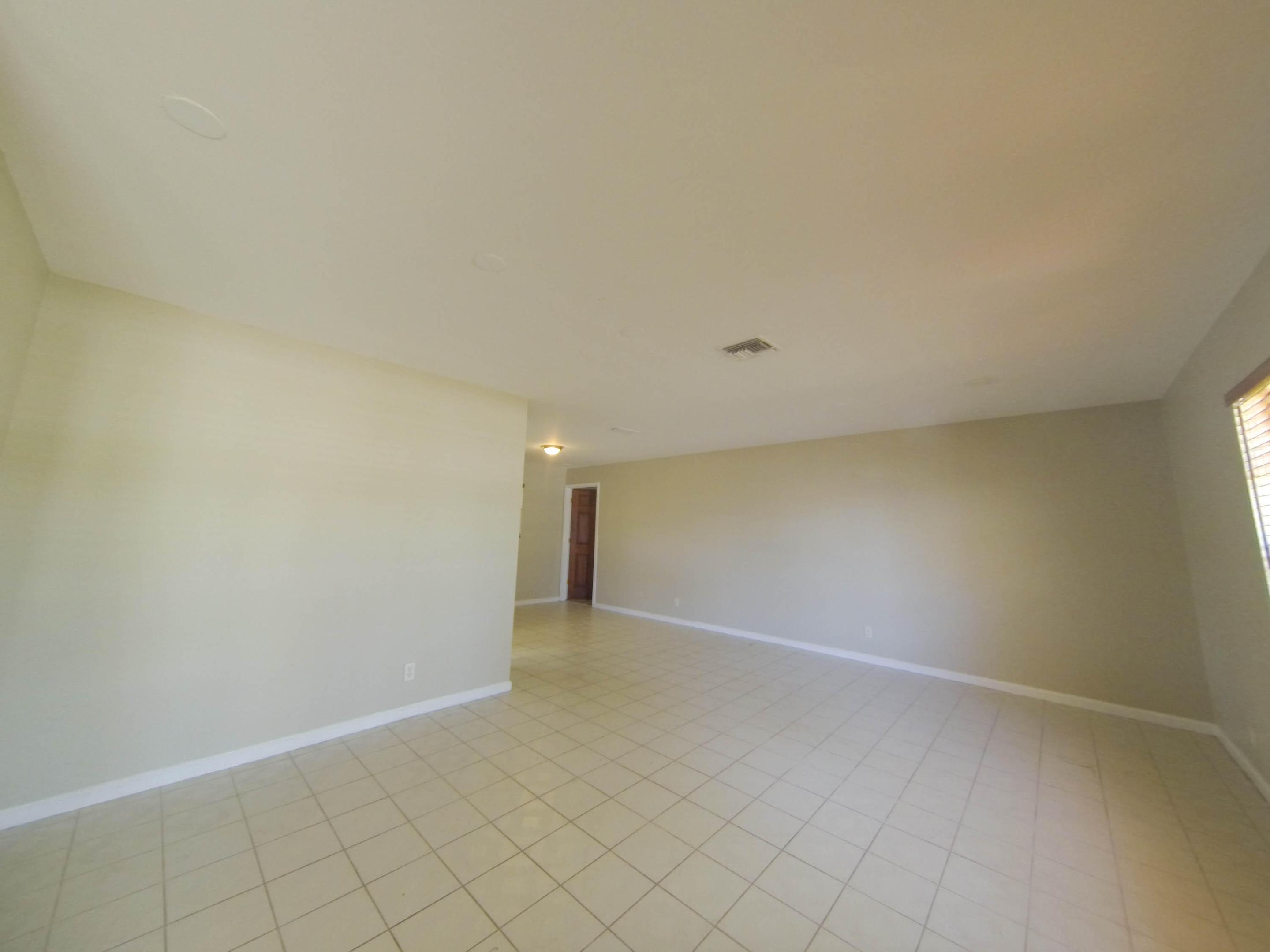 GREENVIEW SHORES 2 OF WELLINGTON - Residential Lease