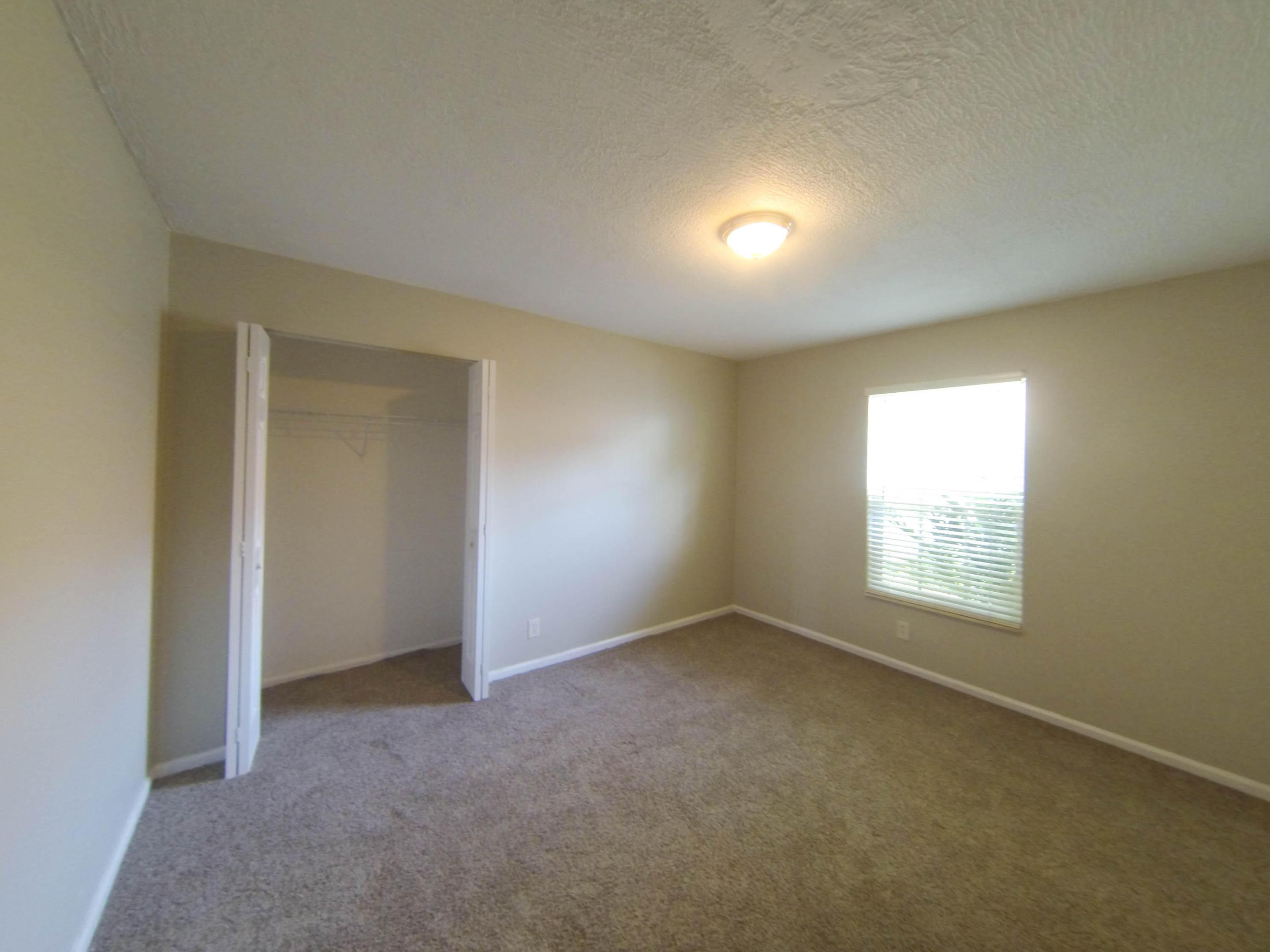 GREENVIEW SHORES 2 OF WELLINGTON - Residential Lease