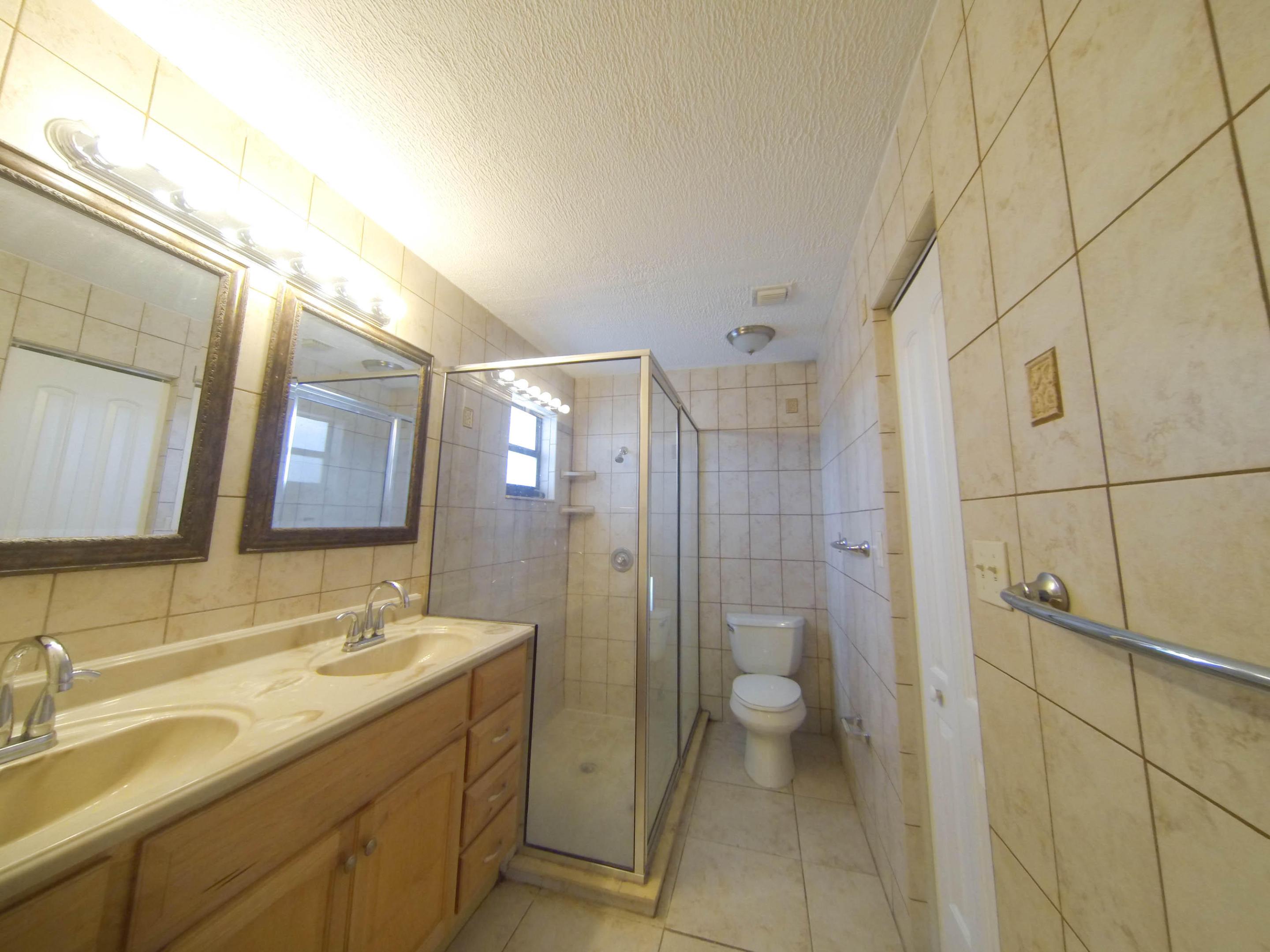 GREENVIEW SHORES 2 OF WELLINGTON - Residential Lease