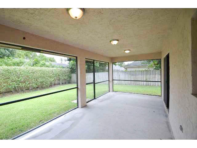 GREENVIEW SHORES 2 OF WELLINGTON - Residential Lease