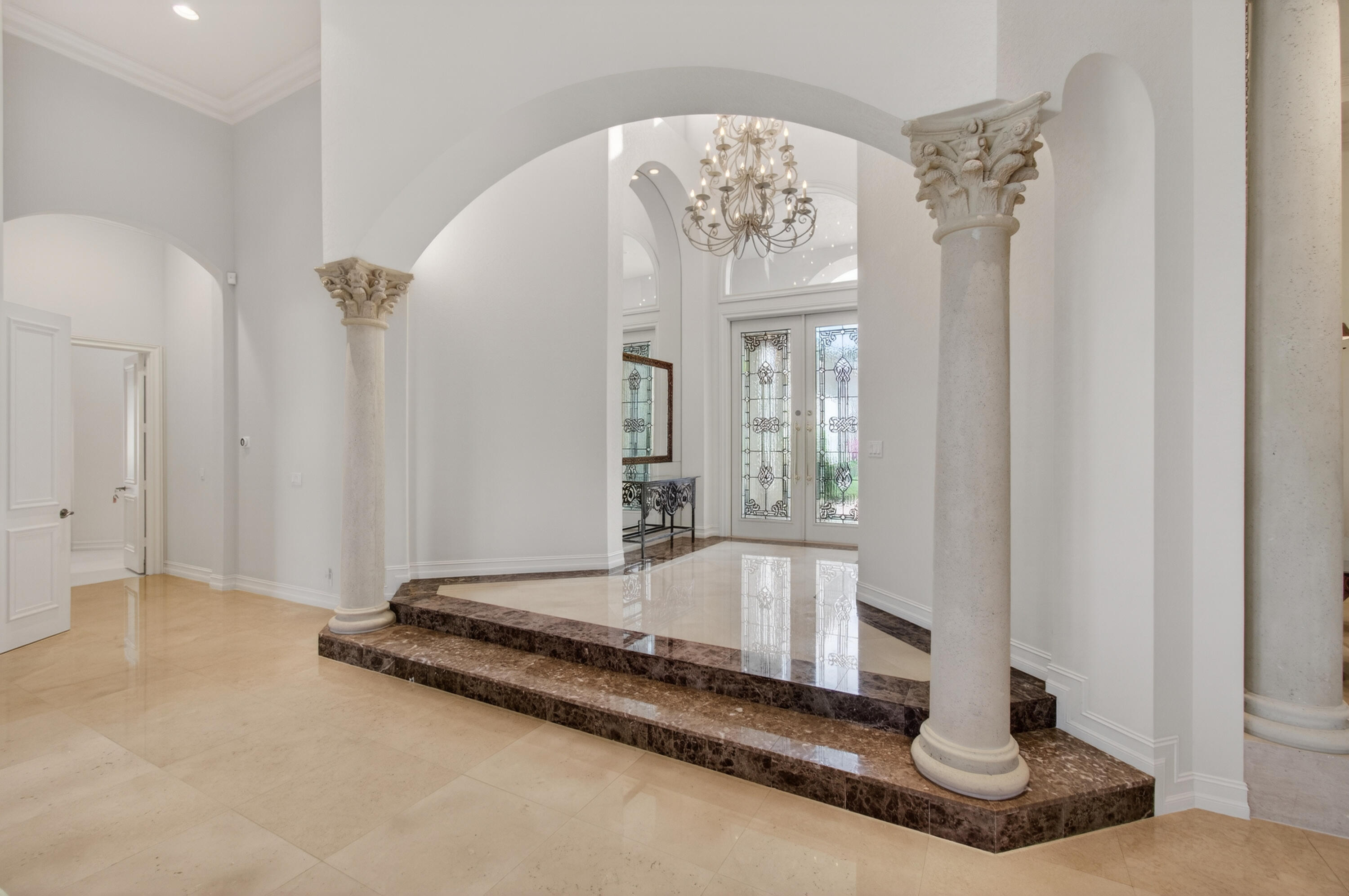 MIZNER LAKE ESTATES - Residential Lease