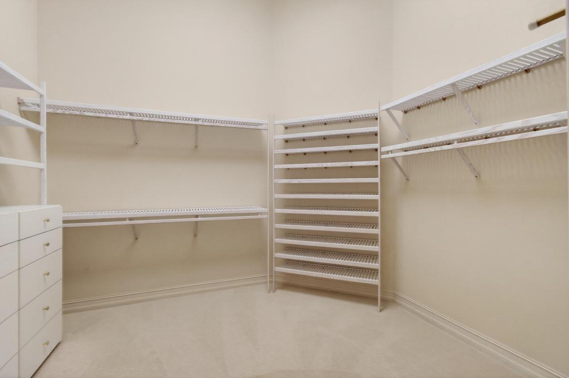 MIZNER LAKE ESTATES - Residential Lease