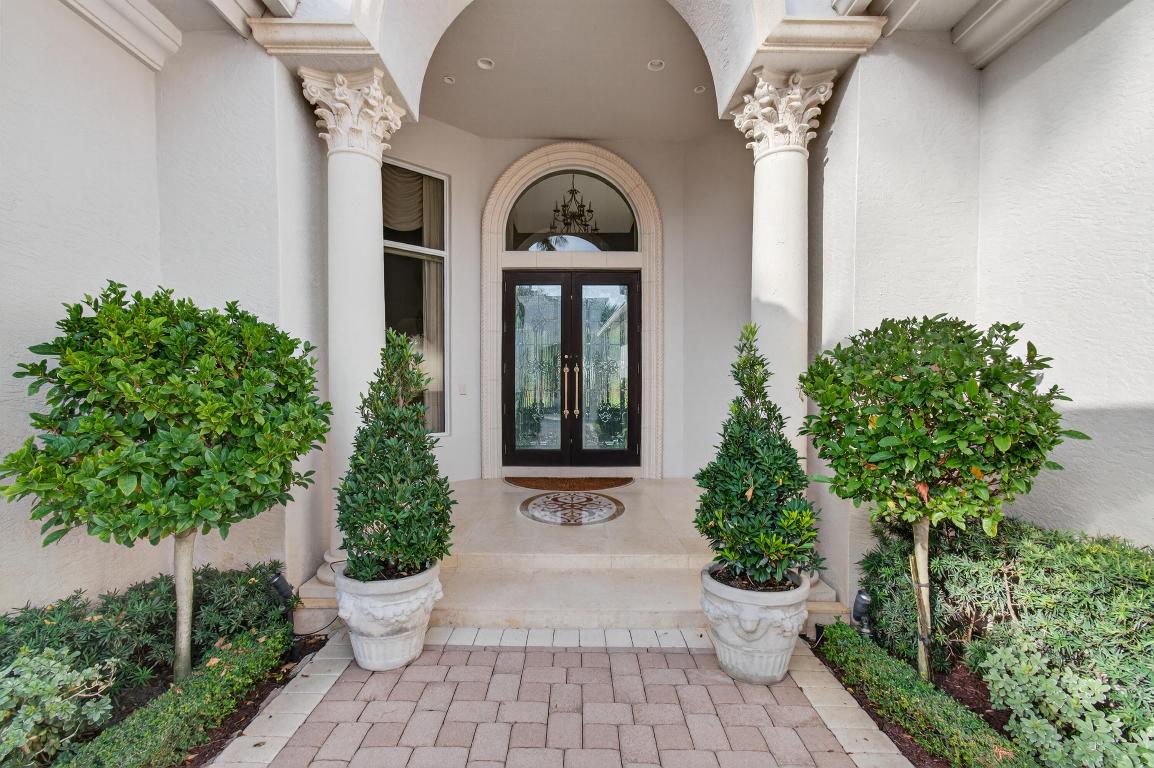 MIZNER LAKE ESTATES - Residential Lease