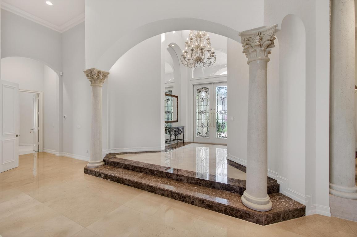 MIZNER LAKE ESTATES - Residential Lease