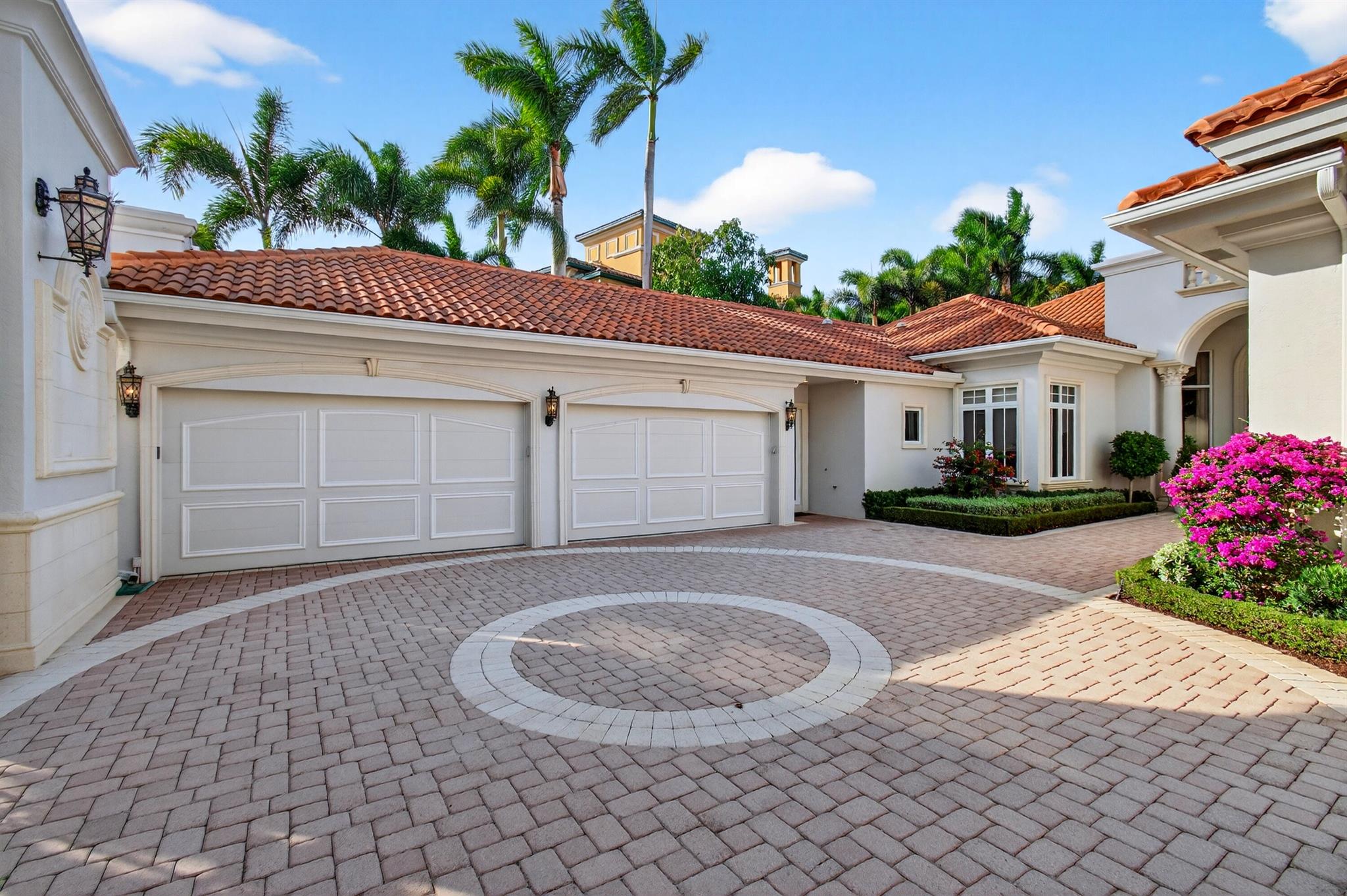 MIZNER LAKE ESTATES - Residential Lease