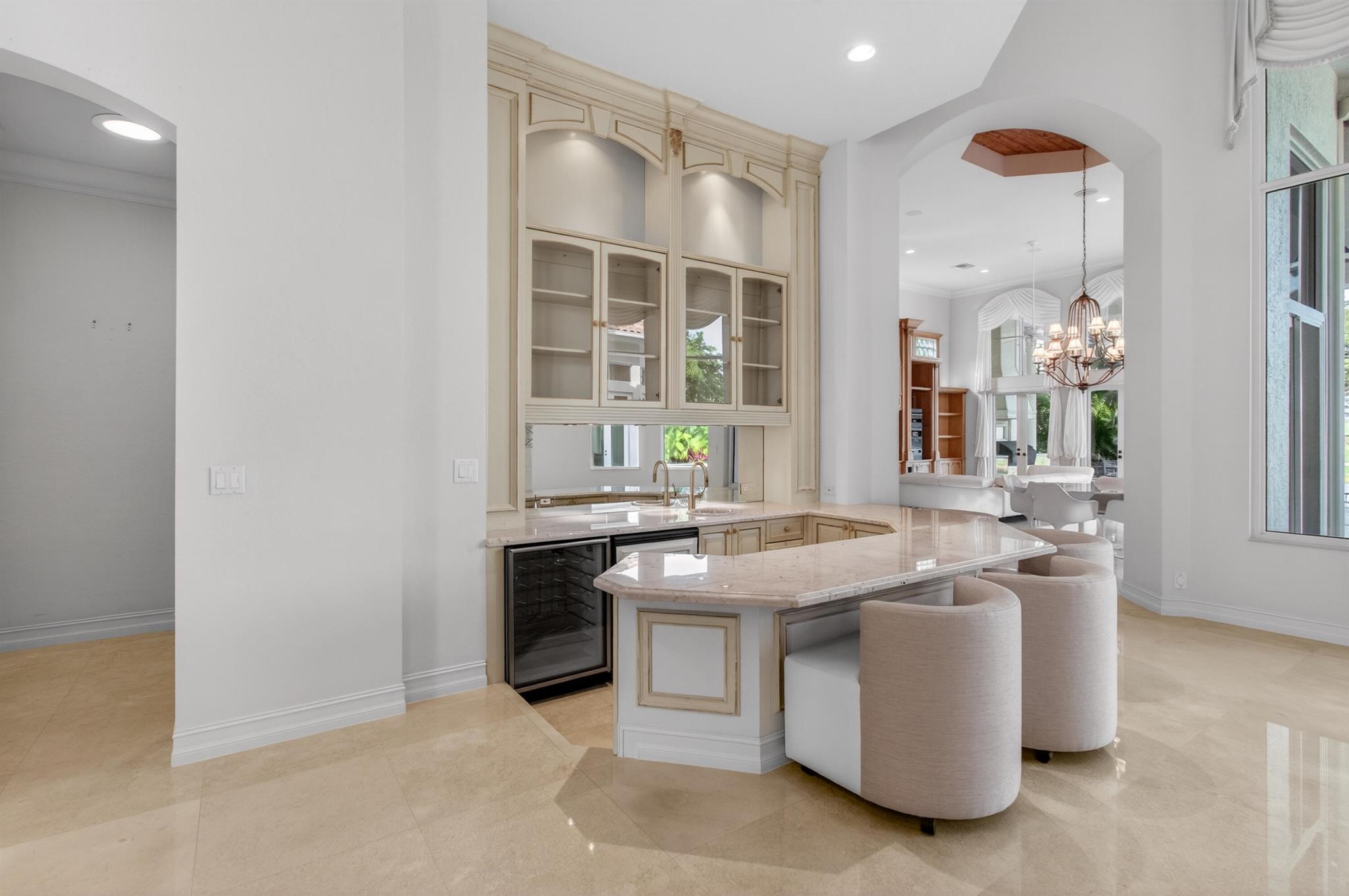 MIZNER LAKE ESTATES - Residential Lease