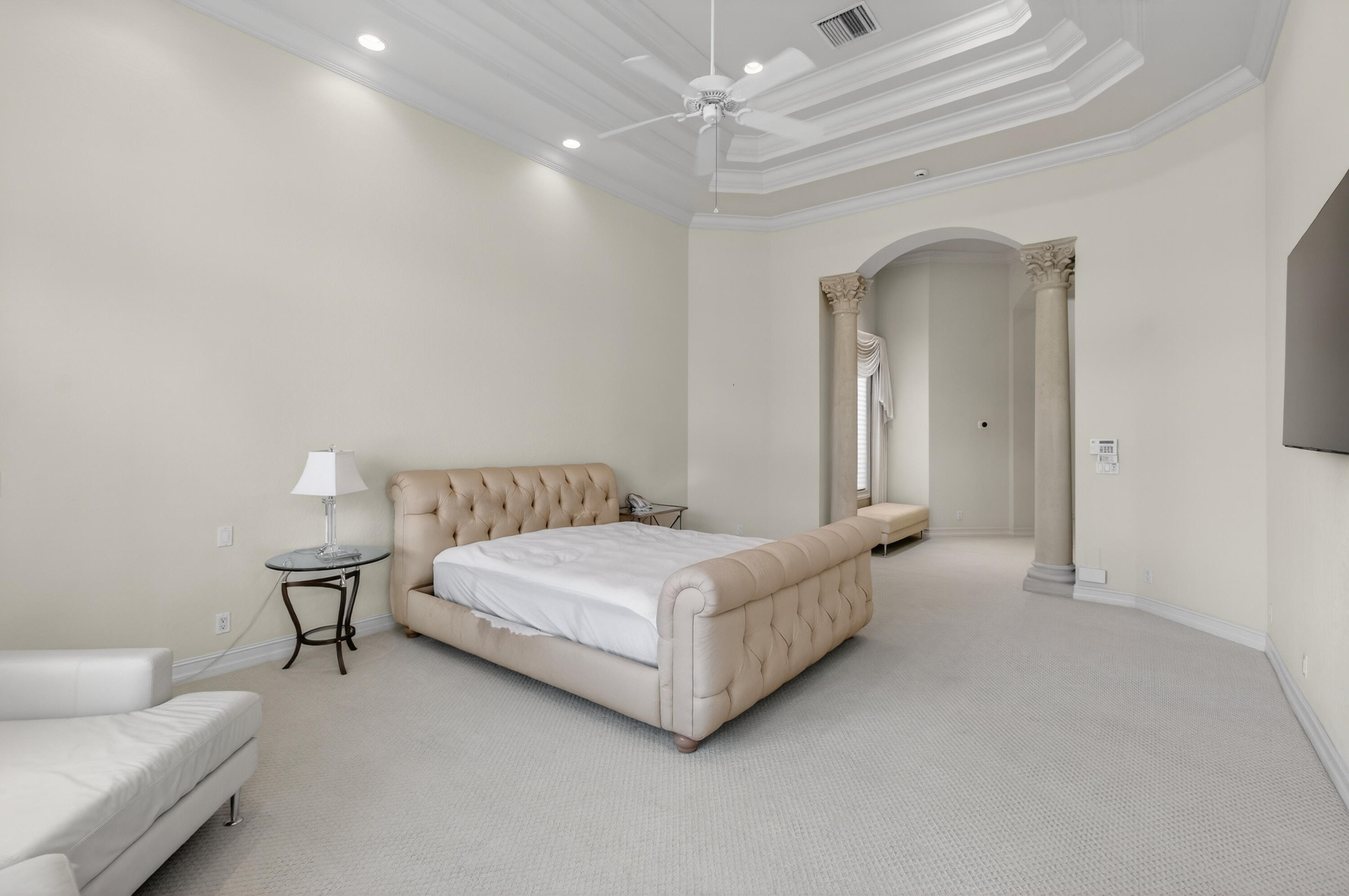 MIZNER LAKE ESTATES - Residential Lease