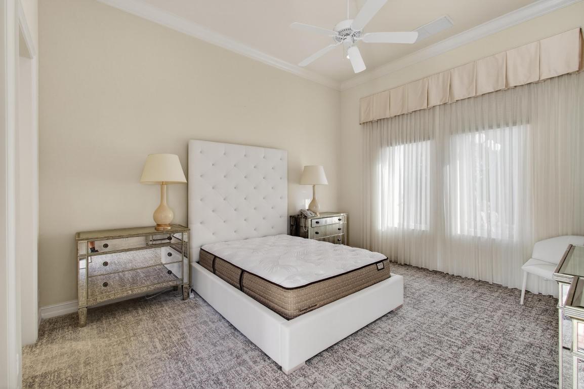 MIZNER LAKE ESTATES - Residential Lease