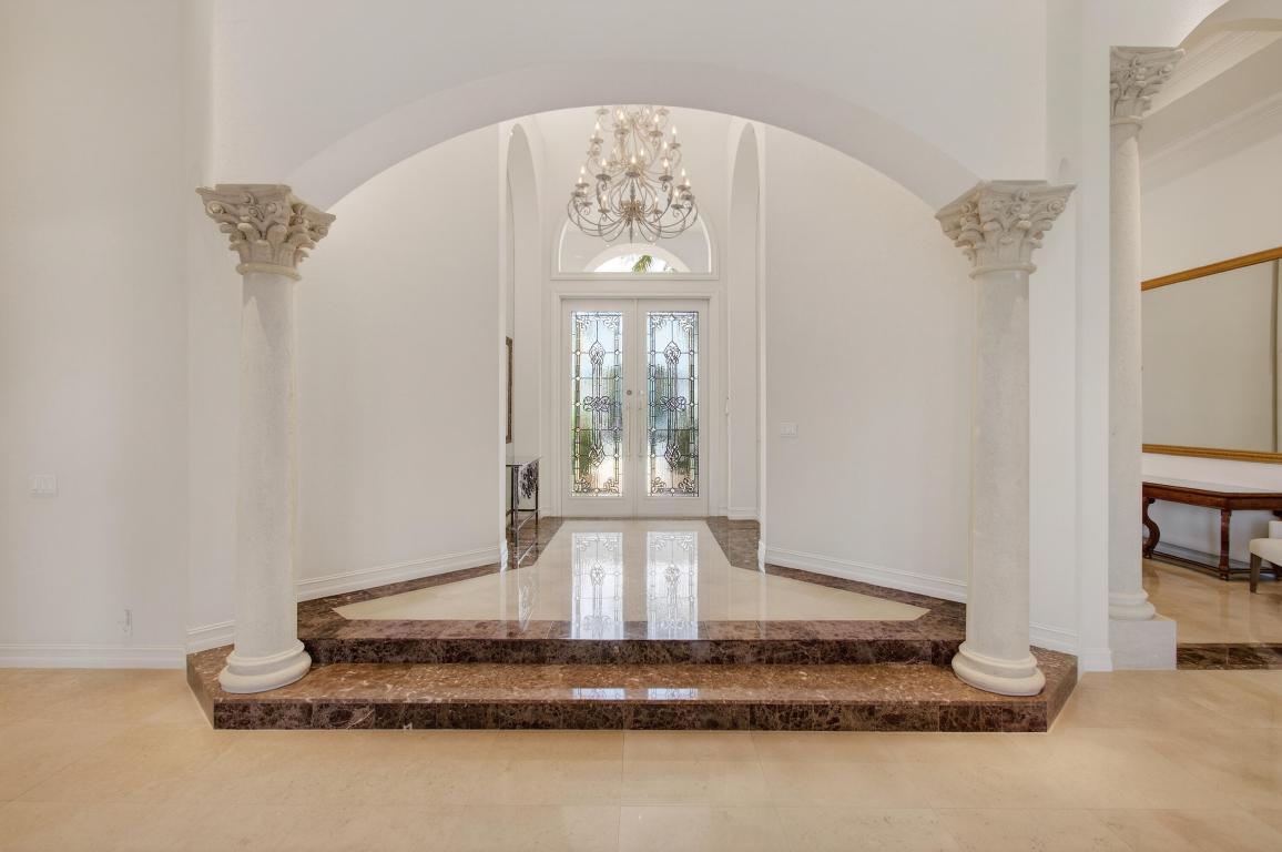 MIZNER LAKE ESTATES - Residential Lease