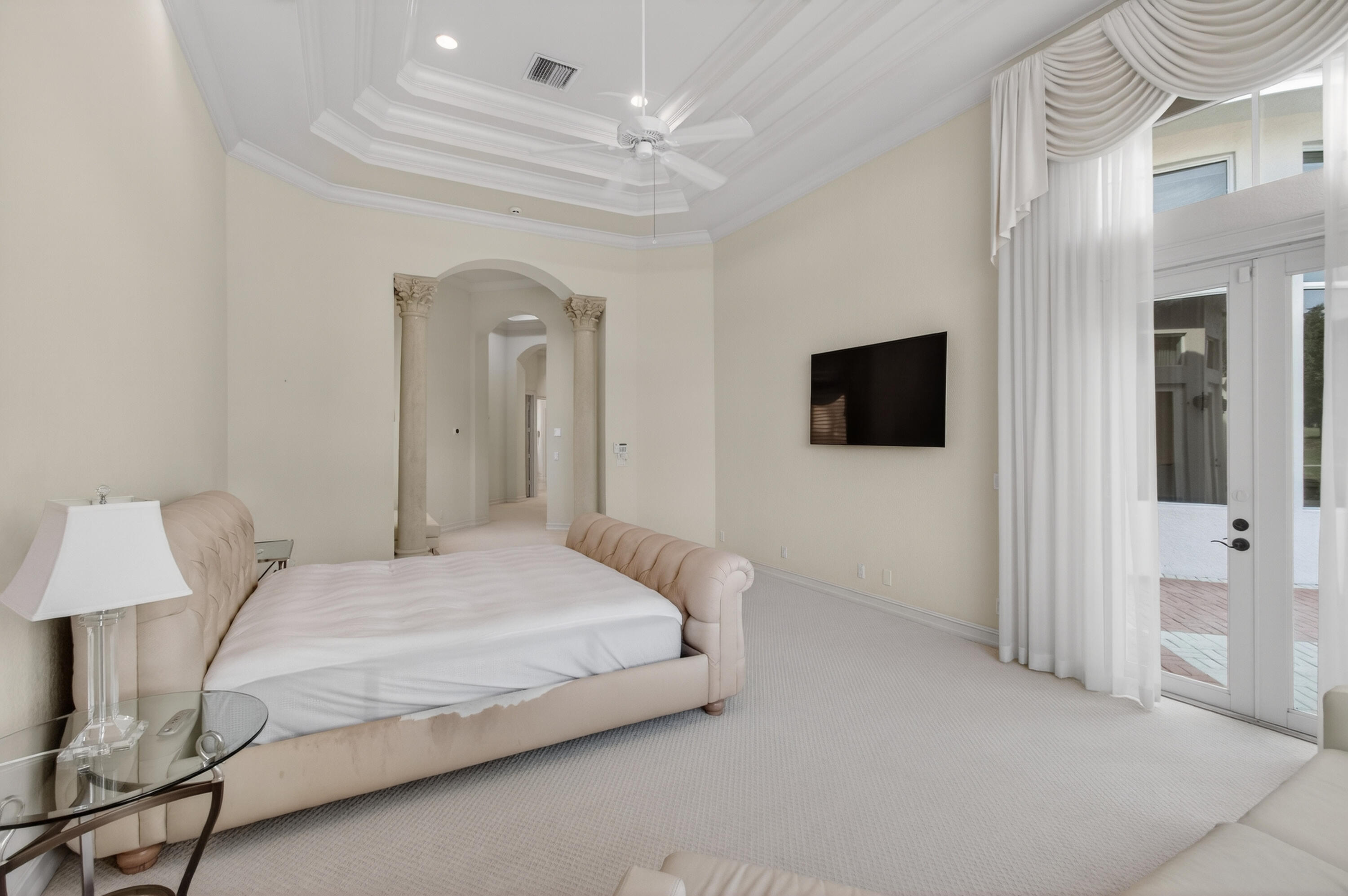 MIZNER LAKE ESTATES - Residential Lease