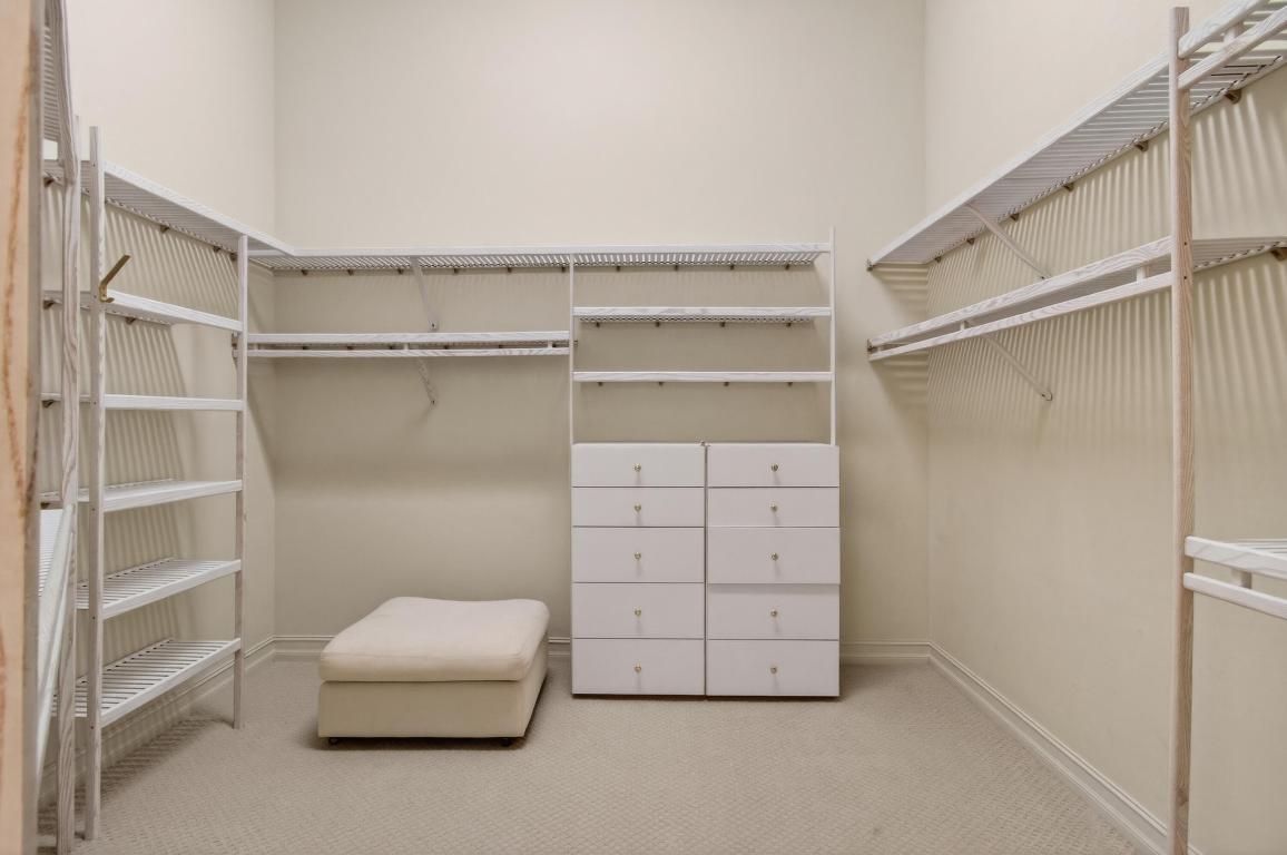 MIZNER LAKE ESTATES - Residential Lease