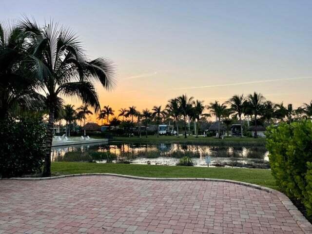 JUPITER PALM BEACH MOTOR - Land