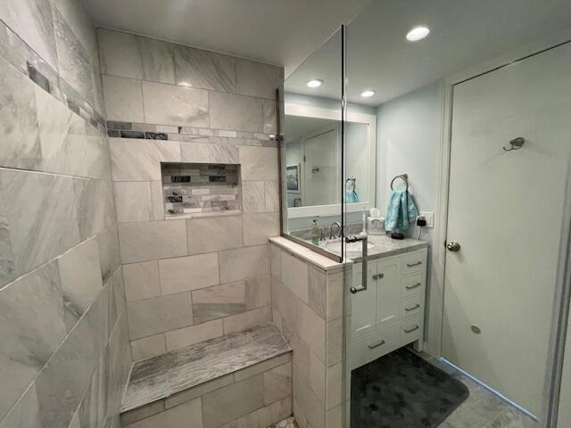 LAKES AT THE BLUFFS - Residential Lease